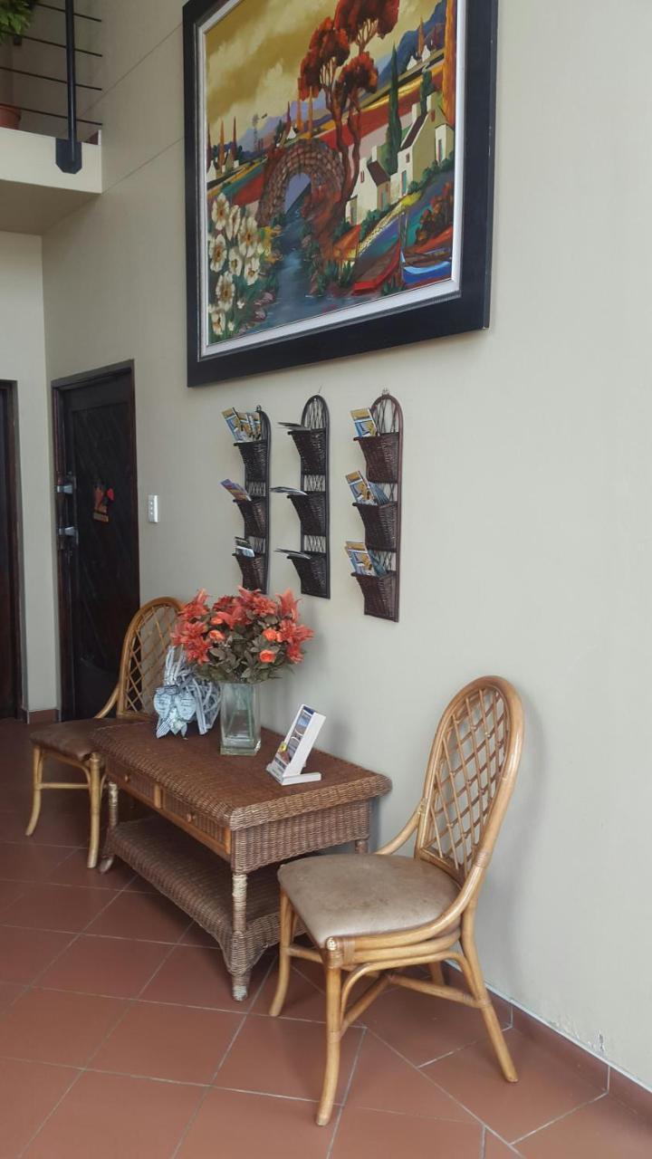 Kleines Nest Bed And Breakfast วัลวิสเบย์ ภายนอก รูปภาพ