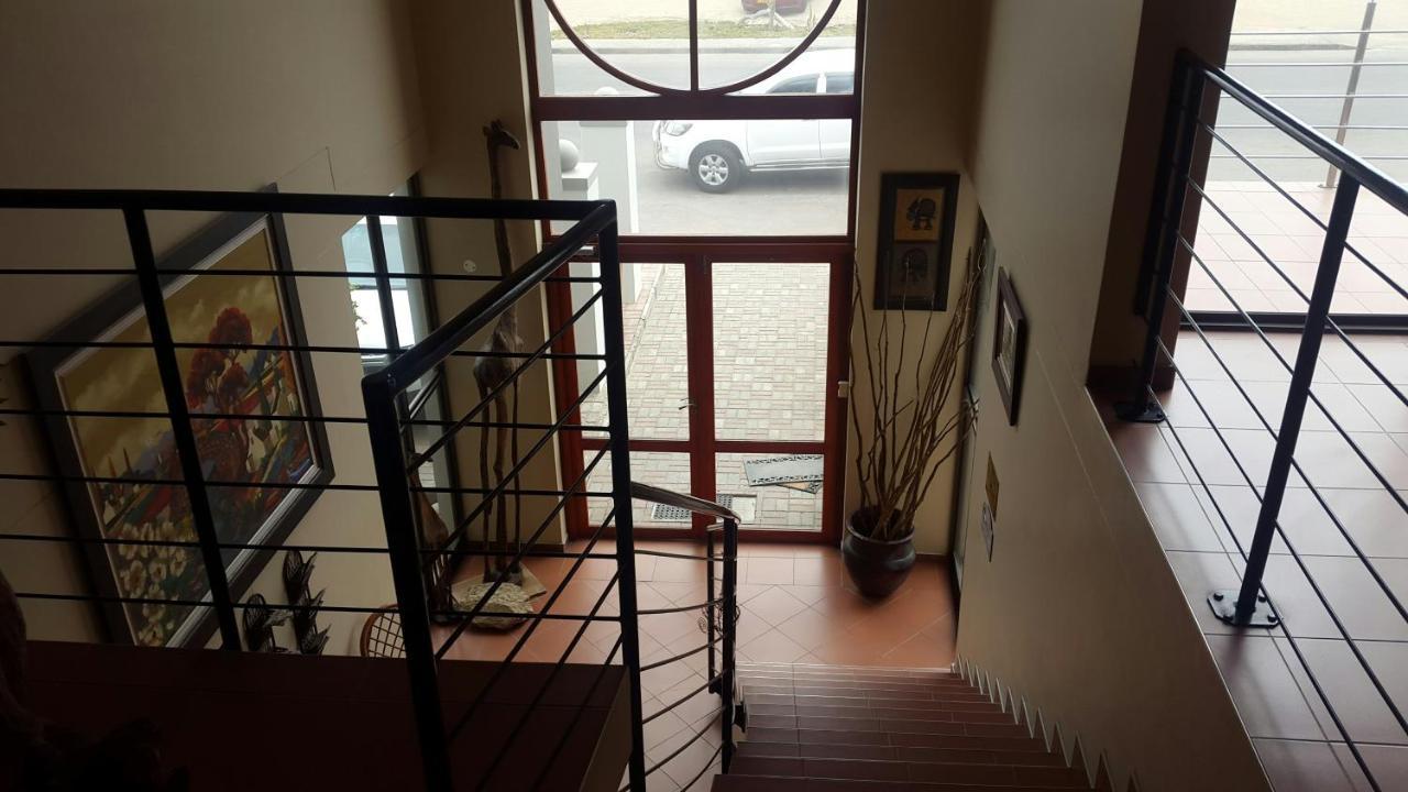 Kleines Nest Bed And Breakfast วัลวิสเบย์ ภายนอก รูปภาพ